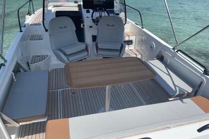 Rental Motorboat Beneteau Flyer 8 Saint-Florent