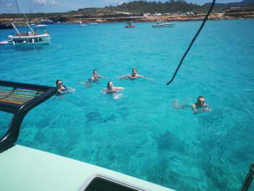 San Antonio Abad Catamaran LBV 33 FT alt tag text