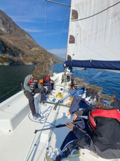 Dervio Sailboat TUTOR 23 7 metri alt tag text