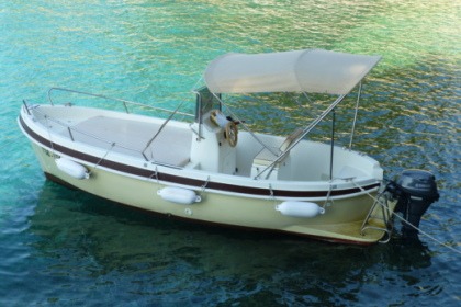 Charter Motorboat Gozzo 30 hp Sundeck Hvar
