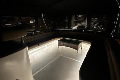 Miete Motoryacht Private Lotus Yachts Istanbul