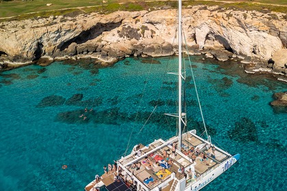 Rental Catamaran Fountaine Pajot Taiti 75 Ayia Napa
