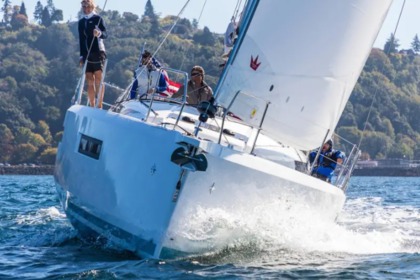 Noleggio Barca a vela  Sun Odyssey 490 Portiglioni