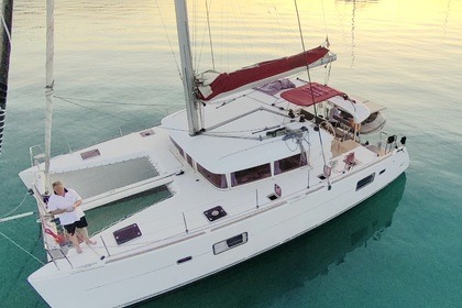 Hire Catamaran Lagoon Lagoon 400 Toulon