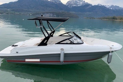 Rental Motorboat BAYLINER VR4 INBORD Annecy