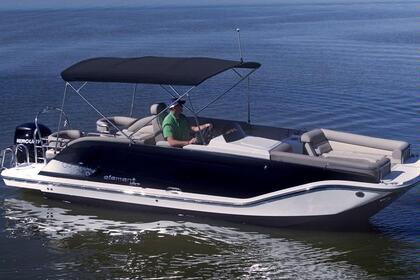 Rental Motorboat Bayliner XR 7 bayliner elements La Manga