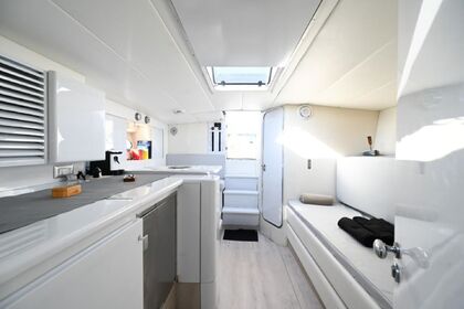 Noleggio Barca a motore Itama Itama 38 Salerno