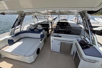 Location Yacht à moteur yot 41 Porto-Vecchio