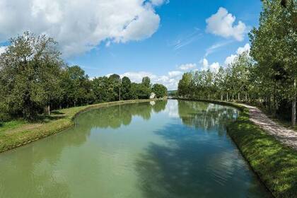 Rental Houseboats Porter Haylett FB1325 Saint-Jean-de-Losne