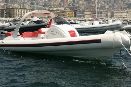 Noleggio Barca a motore Panamera PY90 Napoli