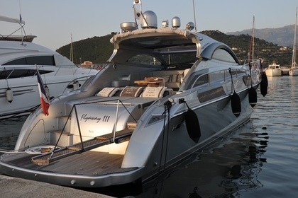 Hire Motor yacht Rizzardi Cr 45 Villeneuve-Loubet