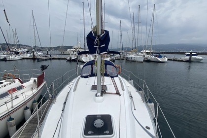 Charter Sailboat Jeanneau Sun Odyssey 32i 2008 Sanxenxo
