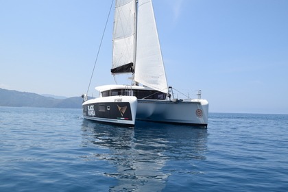 Charter Catamaran LAGOON 42 Palermo