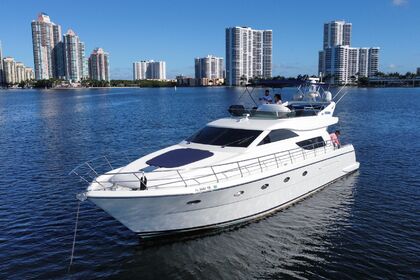 Charter Motorboat Uniesse Flybridge 55' Punta Cana