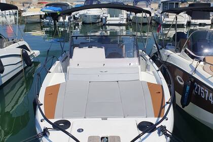 Noleggio Barca a motore Beneteau Flyer 7 Sundeck Ponte