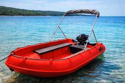 Rental Boat without license  2023 Whaly 370 Rovinj