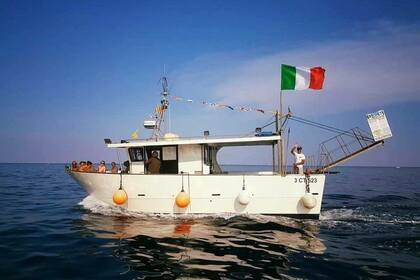 Rental Motorboat Peschereccio 10 m Aci Castello