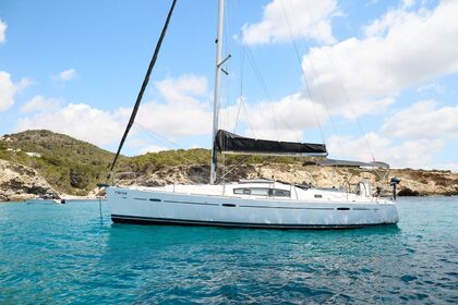 Rental Sailboat Beneteau Oceanis 43 Ibiza