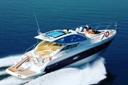 Rental Motorboat Cranchi Mediterranee 43 Santorini