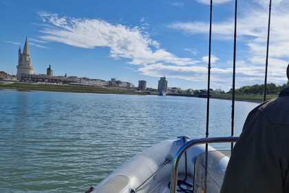 Location Semi-rigide Valiant V 520 T La Rochelle