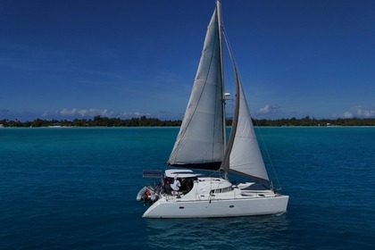 Location Catamaran Lagoon 410S2 Bora-Bora
