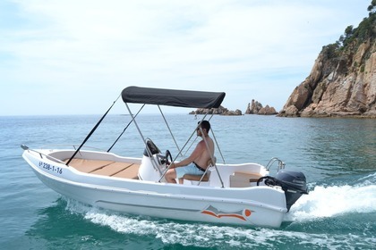 Miete Boot ohne Führerschein  Voraz 450 Open Blanes