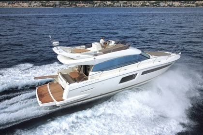 Charter Motorboat Jeanneau Prestige 500 Budva