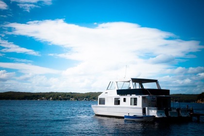 Miete Hausboot Custom Luxury Houseboat Newcastle
