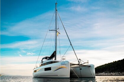 Charter Catamaran Lagoon Lagoon 40 Dubrovnik