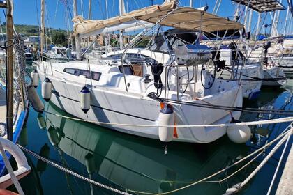 Verhuur Zeilboot Dufour Yachts Dufour 350 GL Izola