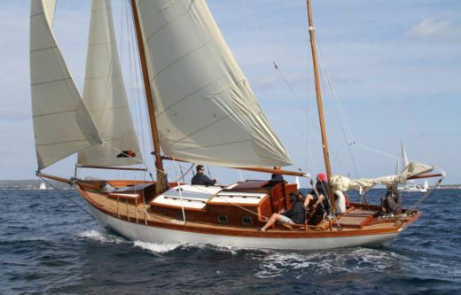 Charter Cantiere Abo Turku Ketch Sailboat (1935) in Puntaldia - Nautal