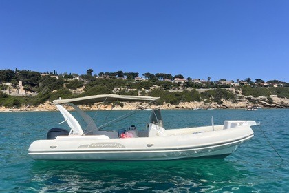 Hire RIB Capelli Tempest Saint-Cyr-sur-Mer