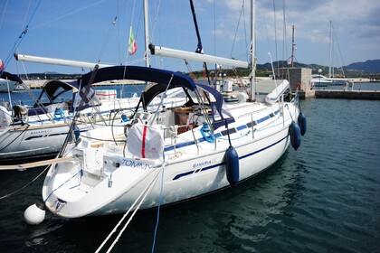 Hire Sailboat BAVARIA 38 Porto Rotondo