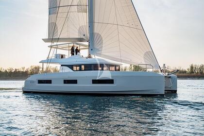 Ενοικίαση Καταμαράν Lagoon 55 Lavrio Port