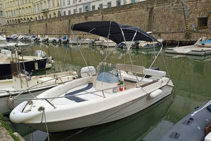 Rental Motorboat Marinello 5 MT Livorno