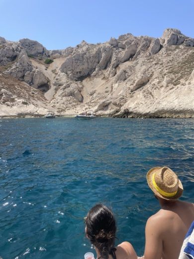 Marseille Sailboat BENETEAU Oceanis 41 alt tag text