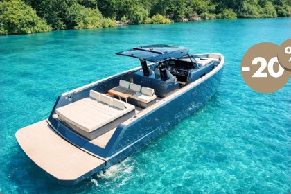 Hire Motorboat Pardo 43 Saint-Tropez