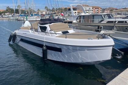 Hire Motorboat Ranieri Next 275 LX Sète