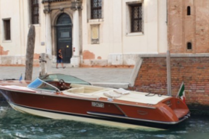 Hyra båt Motorbåt Colombo Super indios 24 Venedig
