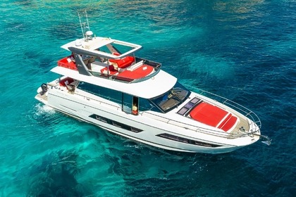 Rental Motor yacht Jeanneau Prestige 680 Palma de Mallorca