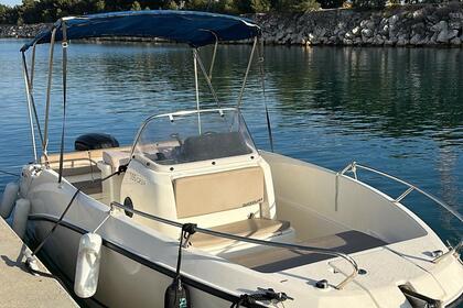 Rental Motorboat Quicksilver Activ 555 Open Marseille