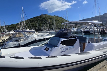 Hire RIB Ranieri International Cayman 33 Executive Porto Ercole