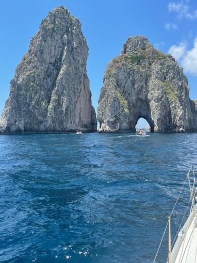 Castellammare di Stabia Sailboat BENETEAU CYCLADES 43.4 alt tag text