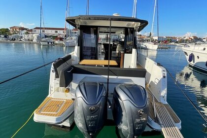 Rental Motorboat Jeanneau Merry Fisher 1095 Pirovac