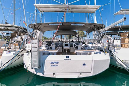 Hyra båt Segelbåt Bavaria Yachtbau Bavaria C42 Lefkáda