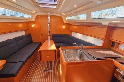 Rental Sailboat  Bavaria Cruiser 34 Lemmer