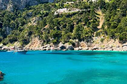 Rental Motor yacht Di Luccia Sirio 33 Porto di Salerno