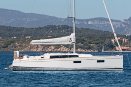 Hire Sailboat Beneteau Oceanis 38.1 Furnari