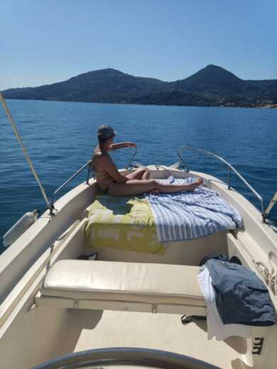 Corfou Without license Nireus 550 alt tag text