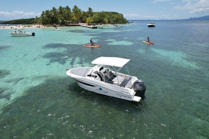 Miete Motorboot Pacific Craft 700 Sun Cruiser Guadeloupe
